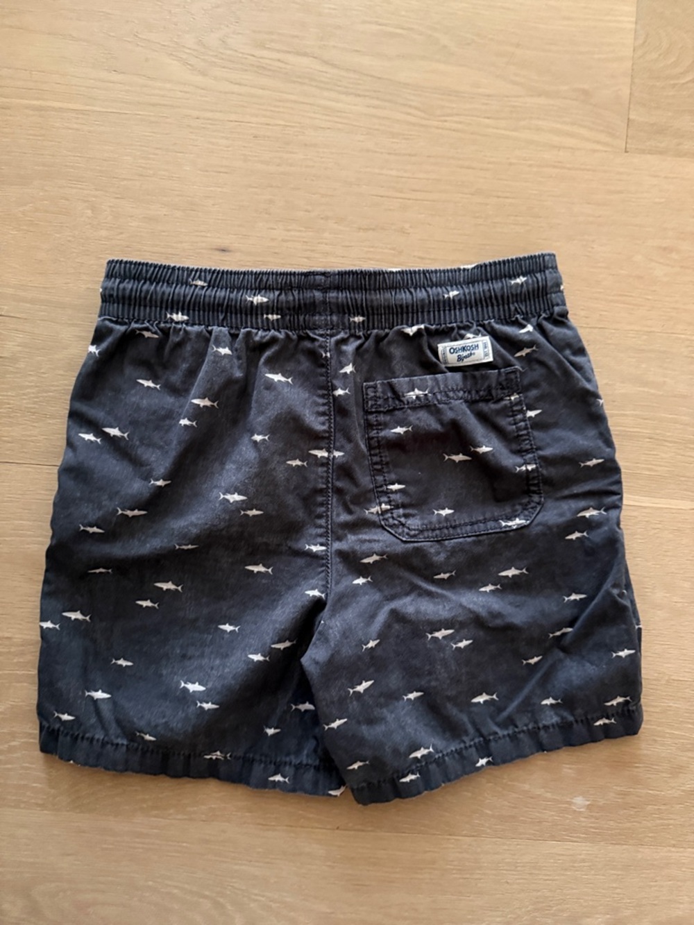 Oshkosh Navy Shark Print Casual Drawstring Shorts, size 10/10A - Picture 5 of 5